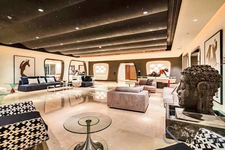 Full Floor Penthouse | 4 Bed | Upgraded Full Floor Penthouse | 4 Bed | Upgraded