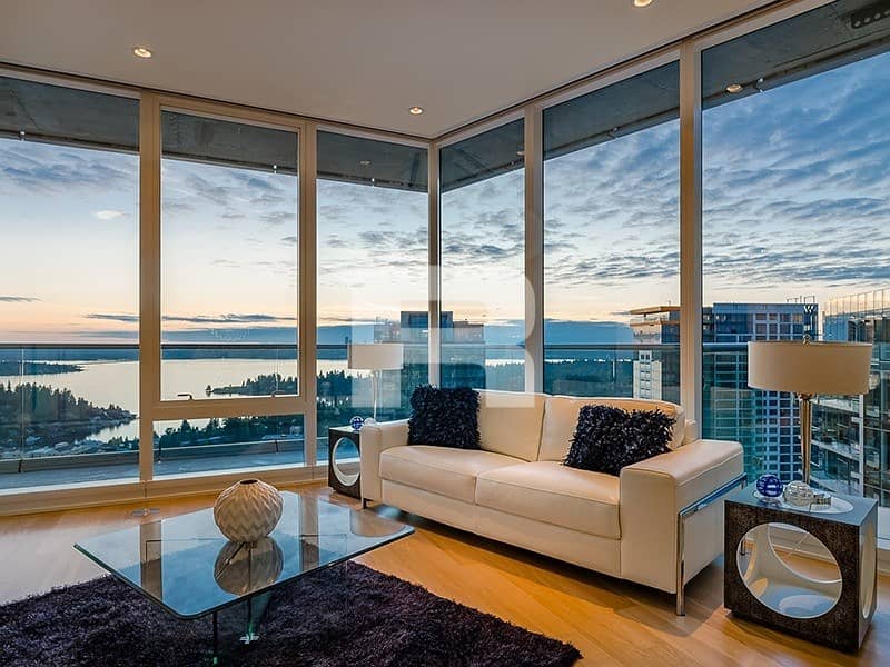 Luxurious I Designed Elegant I Mid Floor Luxurious I Designed Elegant I Mid Floor