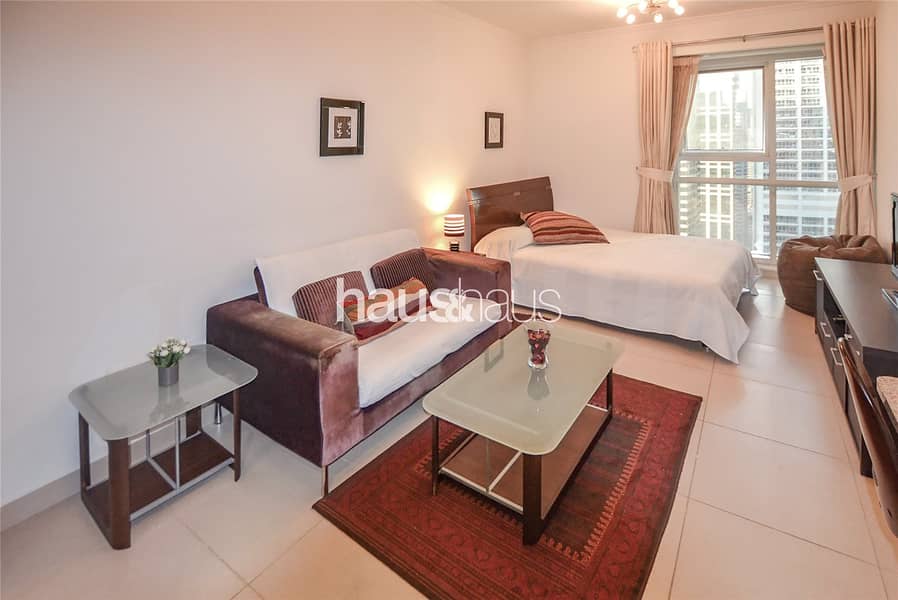 Studio| Fully furnished| Lake view| Available now Studio| Fully furnished| Lake view| Available now