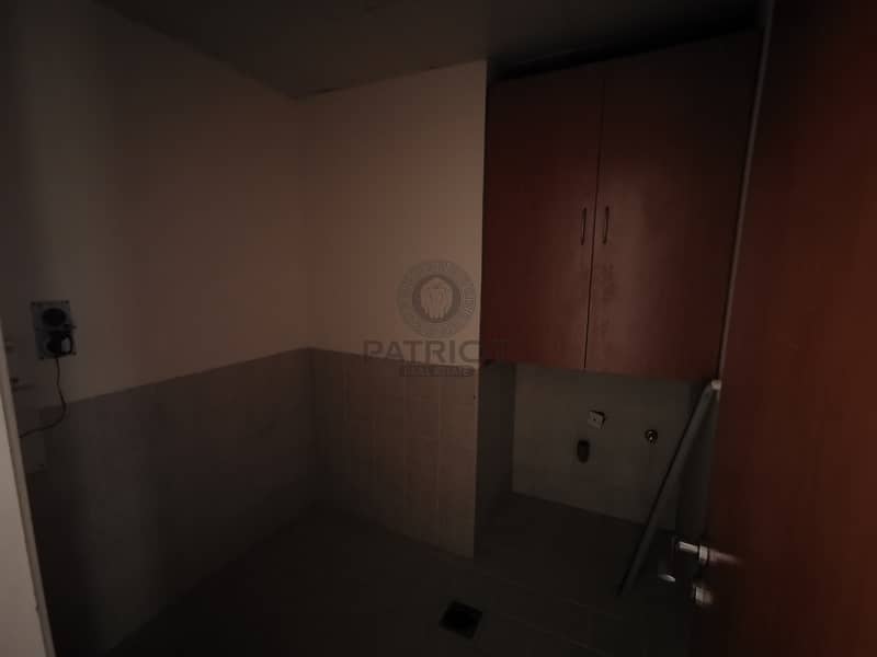 17 3 Bedroom Near to Souq ready to Move