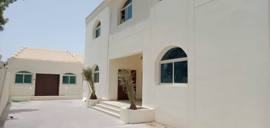 Direct From Owner! Studio Room with Attached Kitchen Bathroom in Villa for Rent in Rashidiya