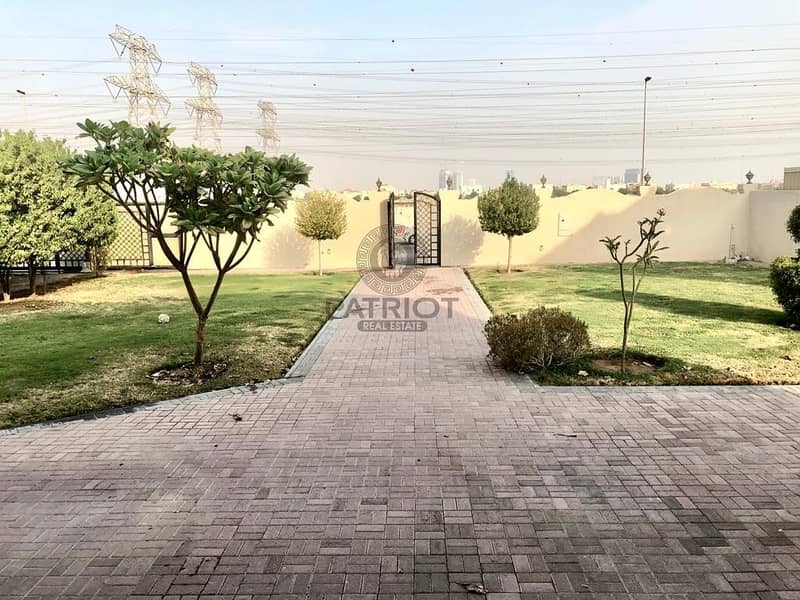 2 Excellent 5-BR Villa  With Pool Garden In Al Barsha