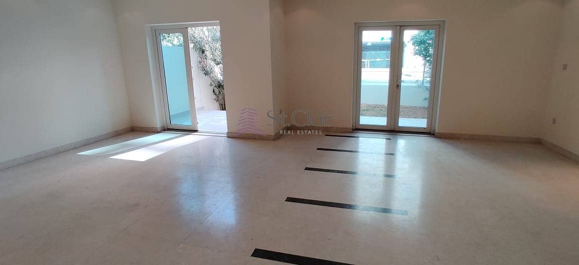 3 Single Row | Vacant | 3 Bed + Maid Room | Big Kitchen : AED 2.1 M