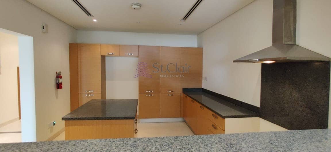 4 Single Row | Vacant | 3 Bed + Maid Room | Big Kitchen : AED 2.1 M