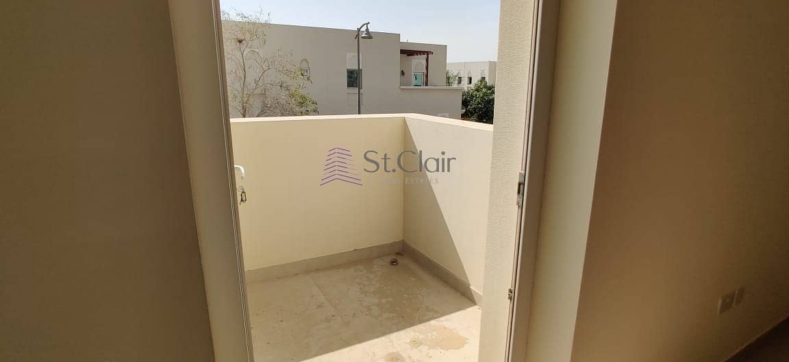 7 Single Row | Vacant | 3 Bed + Maid Room | Big Kitchen : AED 2.1 M
