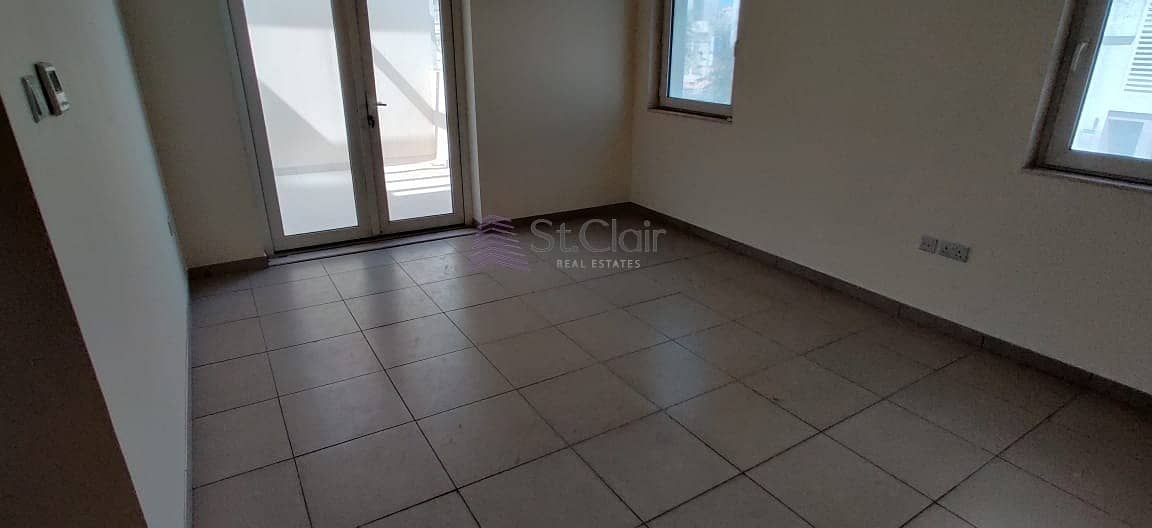 26 Single Row | Vacant | 3 Bed + Maid Room | Big Kitchen : AED 2.1 M