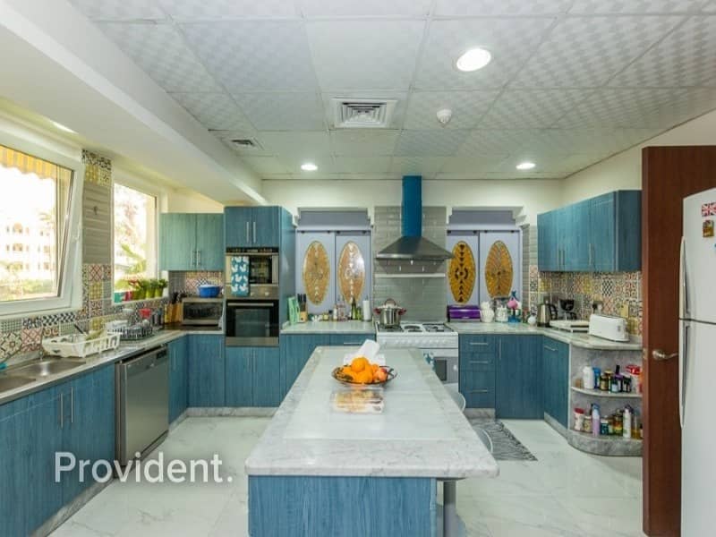 5 Garden Home Ground Floor Apt | Freehold