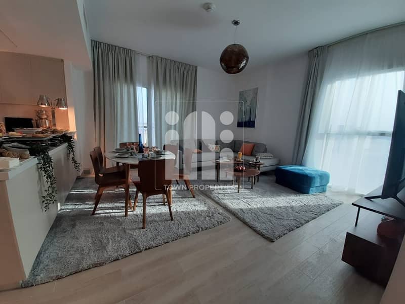 2 Br. Apartment with Balcony  | Canal view |  No Commission