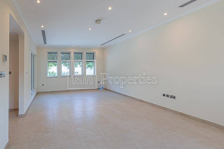 Corner Plot - Rented Until June -Perfect Location Corner Plot - Rented Until June -Perfect Location