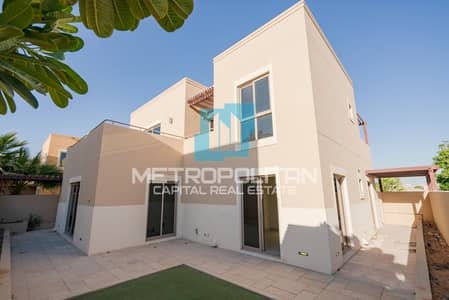 Best Family Community| Ready To Move| Luxury Layout Best Family Community| Ready To Move| Luxury Layout