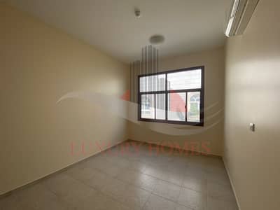 Neutral color pallet with accented feature walls Neutral color pallet with accented feature walls