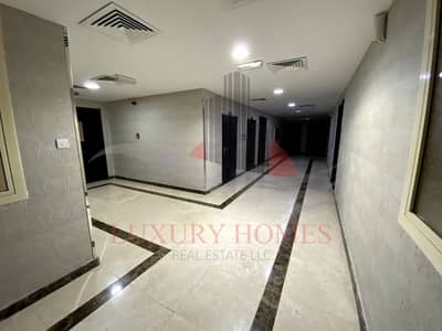 Marvelous Elevator Apt with Underground Parking Marvelous Elevator Apt with Underground Parking