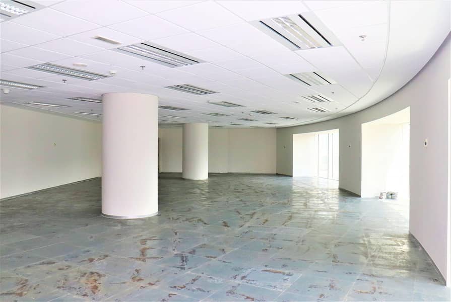 Huge Office|Full Glass 10 Partitions|Chiller Free