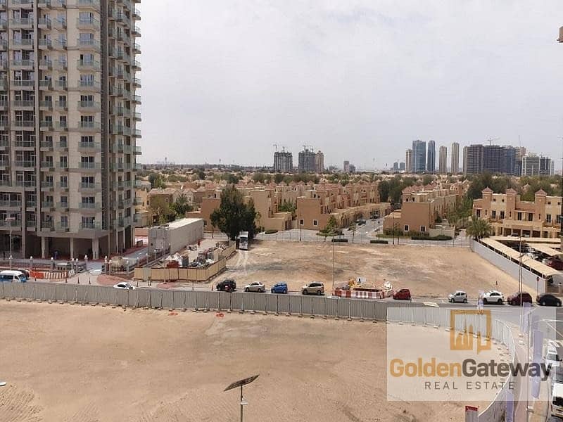 24 Partial Golf View!   Well Maintained and Bright Apartment