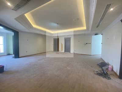 CORNER PLOT INDEPENDENT 5BR+M 2 MAJLIS W/ LIFT CORNER PLOT INDEPENDENT 5BR+M 2 MAJLIS W/ LIFT