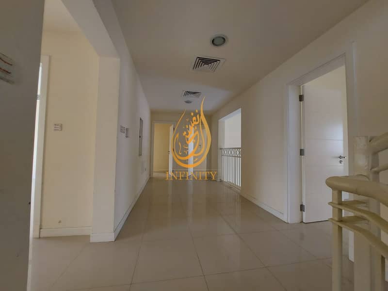 19 Commercial or residential |Natural light 5 bedroom villa| Huge garden space | Discounted price|