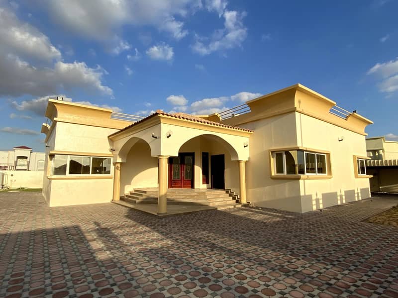 Special villa for rent in al warqaa 4bed room + maid room