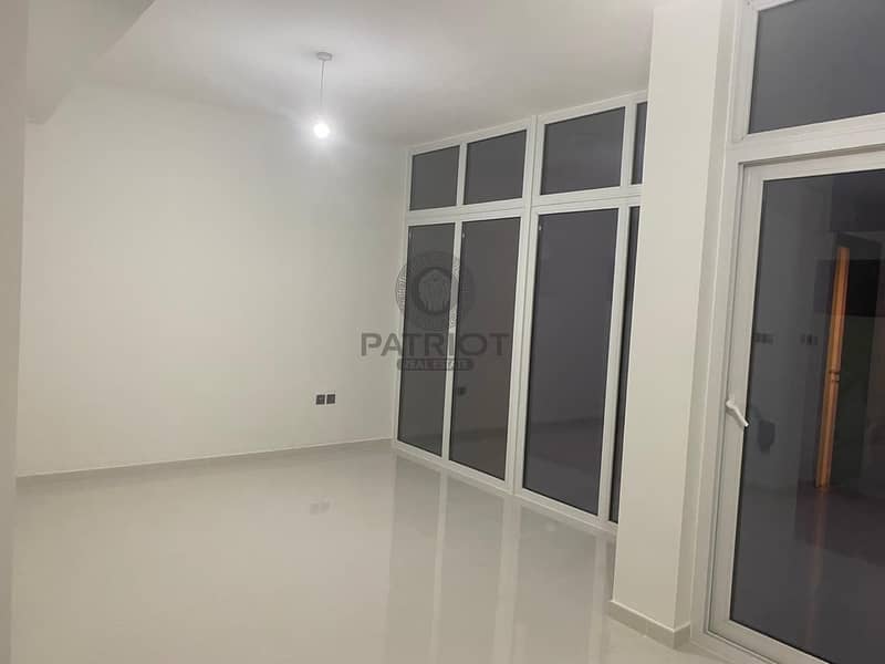 SINGLE ROW l BRAND NEW l 3 BED l TOWNHOUSE IN AKOYA OXYGEN