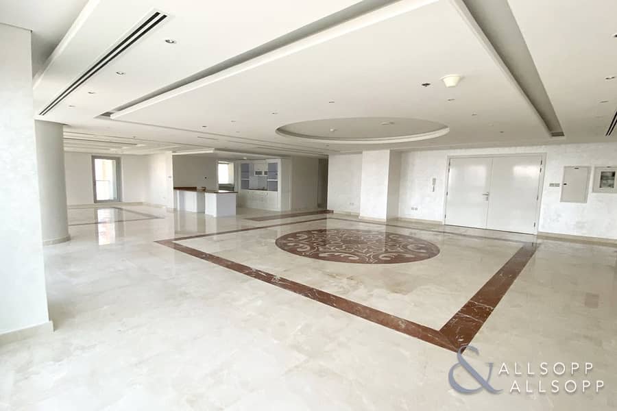 Four Bedrooms ll Penthouse ll Exclusive.