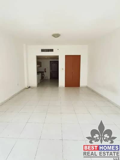 Spacious Studio Available For Rent Spacious Studio Available For Rent