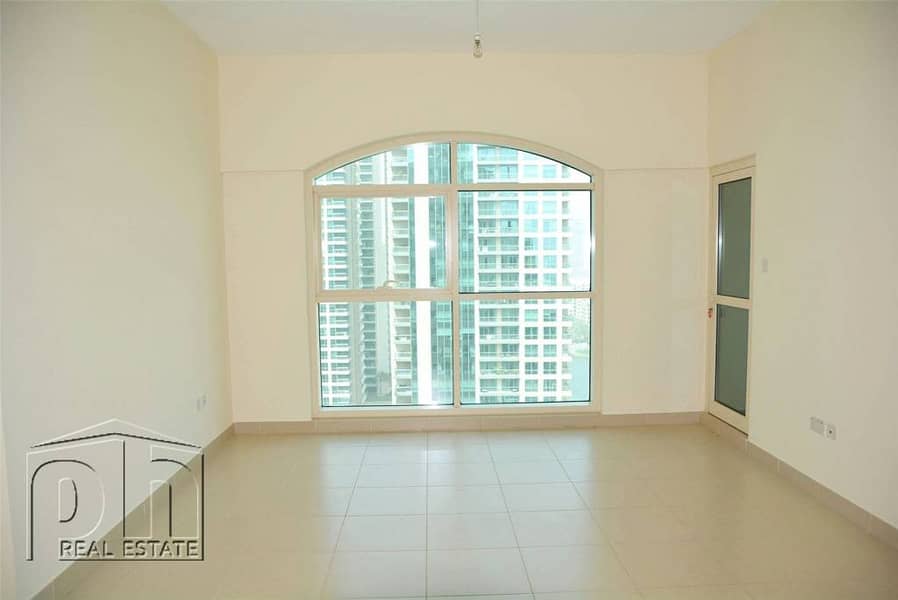 Canal View | 1 Bedroom | Balcony | 90k