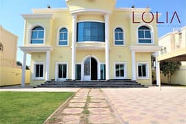 Huge Size 4BR+Maids Room Villa / Private Garden