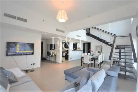 Large Corner Unit | Partial Lake View | April | JI Large Corner Unit | Partial Lake View | April | JI