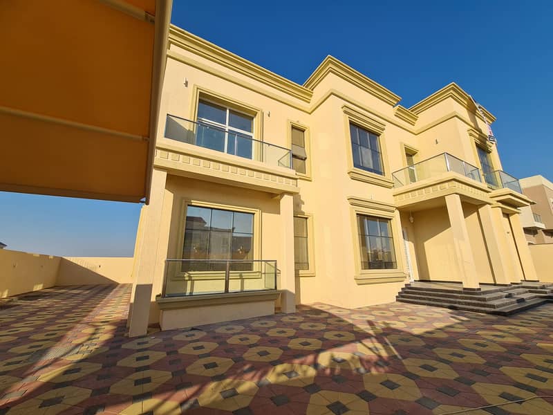 Luxury new 5bhk villa price 3.3 million in Al hoshi area