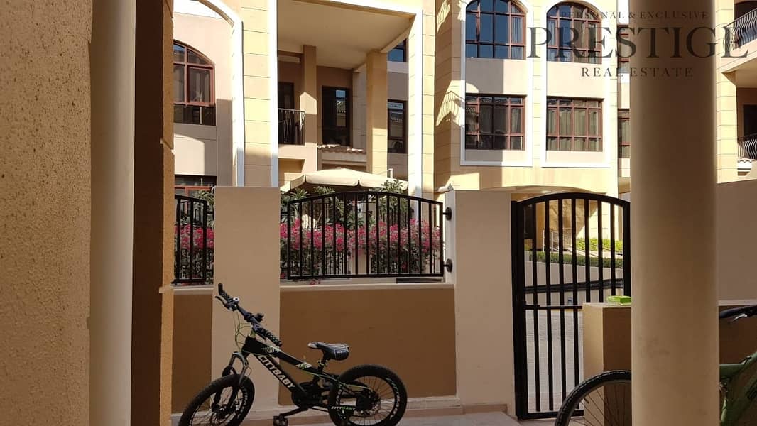 9 4Bed+M Townhouse  Close To Circle Mall