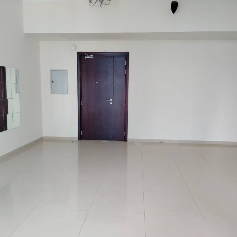 Spacious One Bedroom For Rent In DEC Tower