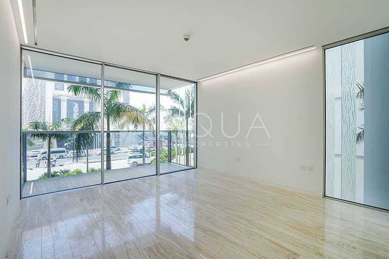 8 Brand New | Sophisticated | Beautiful Sea View