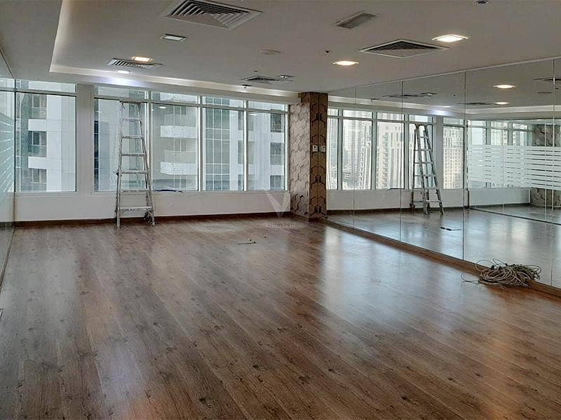 3 Fitted and Vacant Office with Partition |Good Location