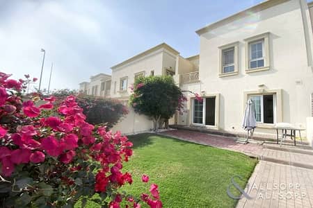 فیلا 2 غرفة نوم للايجار في الينابيع، دبي - Available Now | 2 Beds | Well Maintained فیلا 2 غرفة نوم للايجار في الينابيع، دبي - Available Now | 2 Beds | Well Maintained