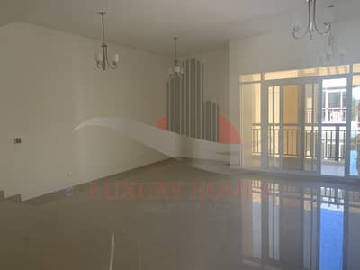 Perfect Finishes with Balcony and Shared Pool Perfect Finishes with Balcony and Shared Pool