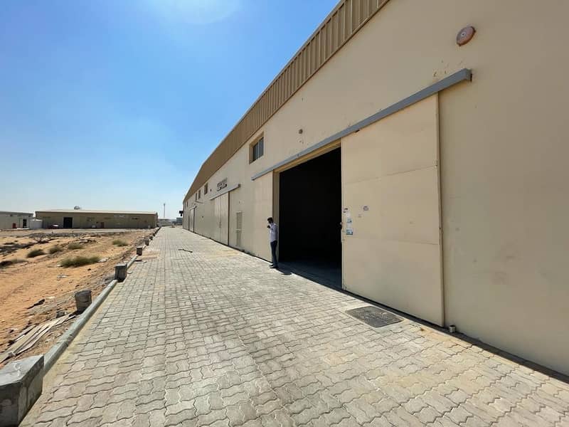 WAREHOUSE FOR RENT 3500 SQRF YEARLY RENT 45K FRONT OF STREET 25KVA