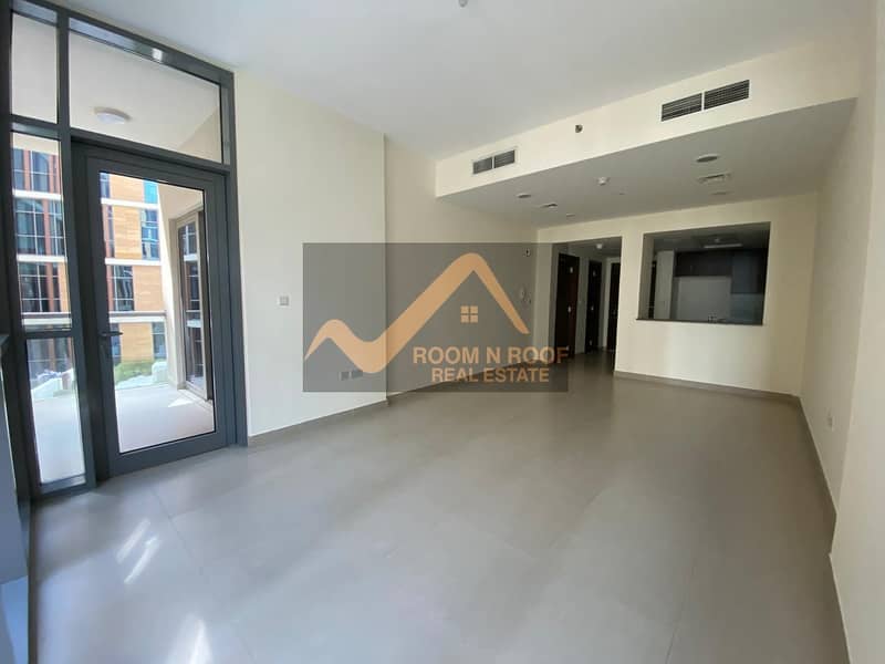10 Spacious 1 Bed  apartment In siraj Tower 