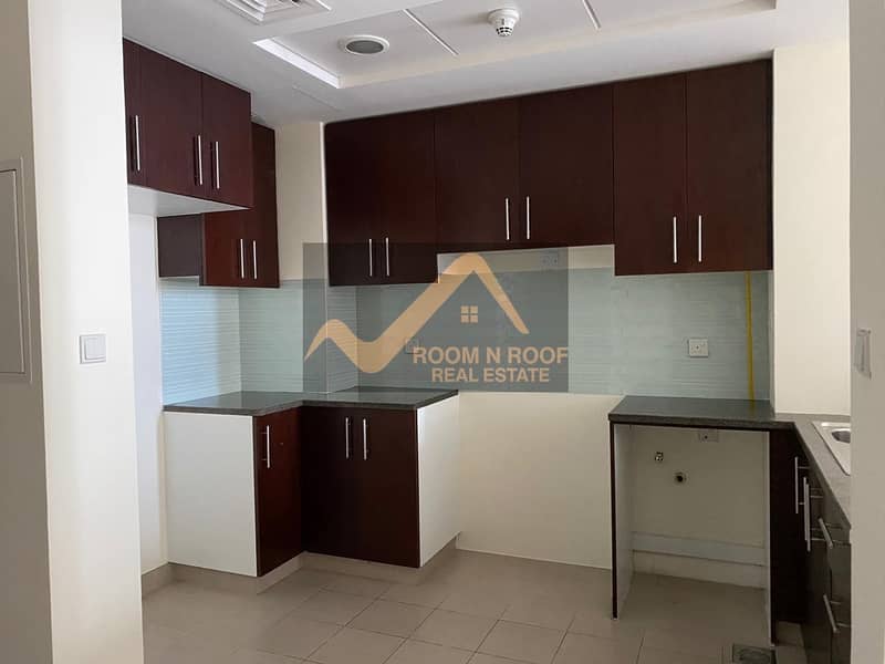20 Spacious 1 Bed  apartment In siraj Tower 