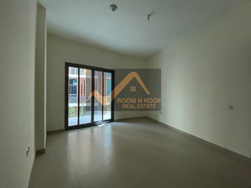32 Spacious 1 Bed  apartment In siraj Tower 