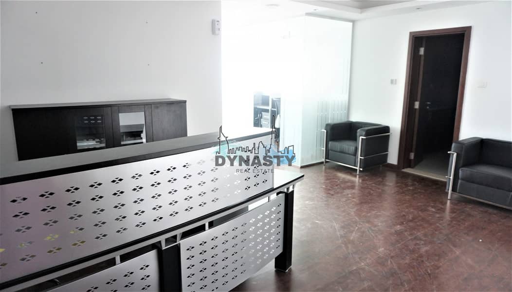24 Fully Fitted & Furnished | Canal View | 2 Parkings
