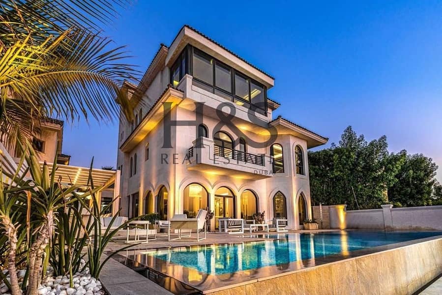 Luxurious Villa with Swimming Pool | Palm