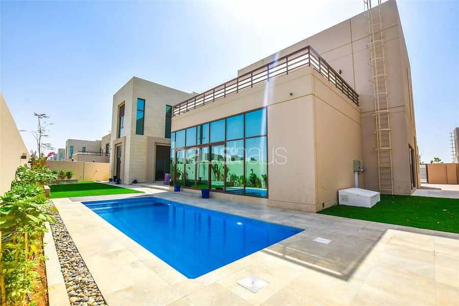 Private Pool | Landscaped Garden | 5 Bed