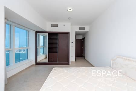 Sea View - Vacant - Spacious Apartment Sea View - Vacant - Spacious Apartment