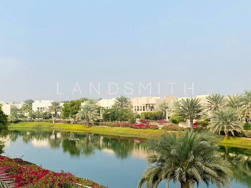 Full Lake View 6BR Type 9 Villa with Pool - Vacant Full Lake View 6BR Type 9 Villa with Pool - Vacant