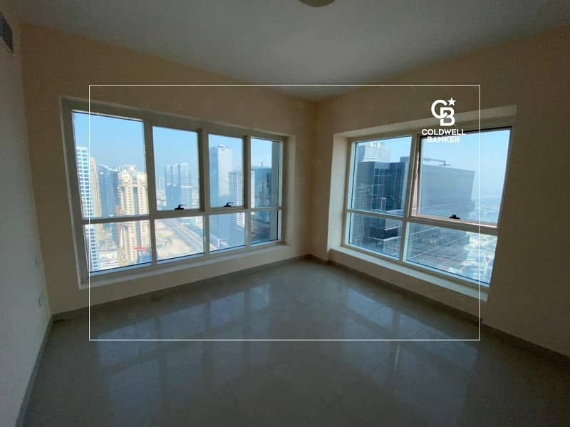 3 BR / High Floor/ Maid Room/ Two parking 3 BR / High Floor/ Maid Room/ Two parking