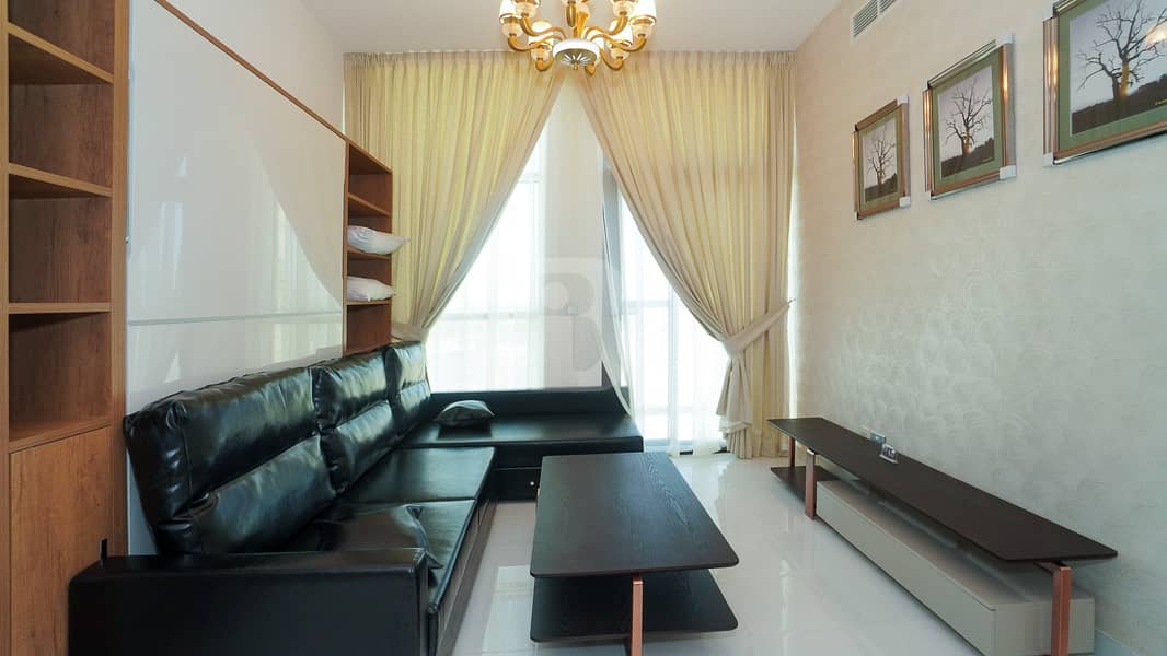 Fully Furnished 1 bed transformable 2 bed