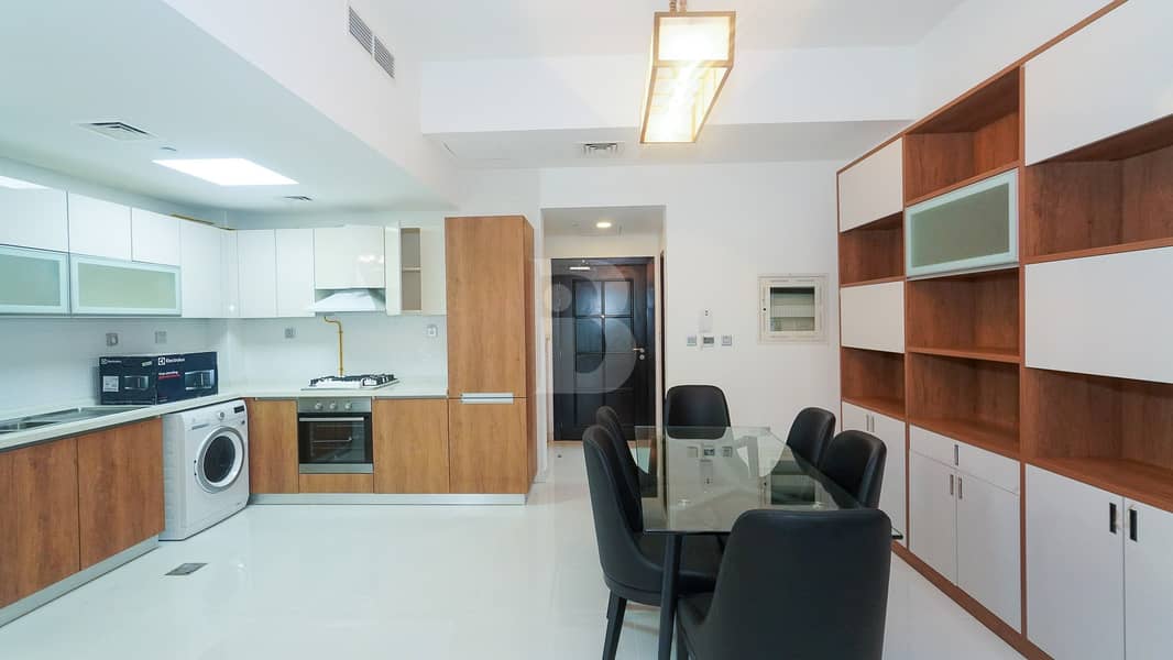 8 Fully Furnished 1 bed transformable 2 bed