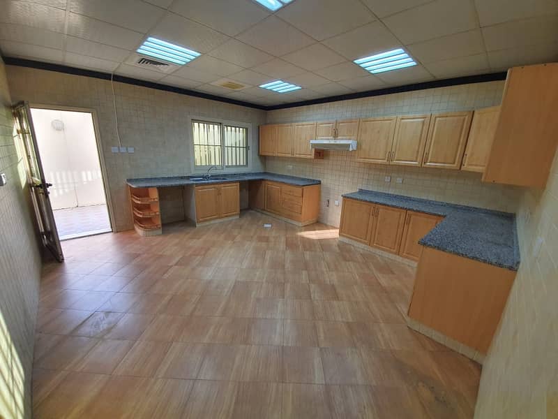 Вилла в Мирдиф, 4 cпальни, 95000 AED - 5010206