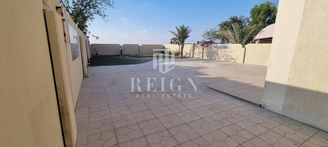 6 ELEGENT SR 4BR ARABIAN VILLA LARGE GARDEN