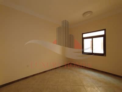 Highly Opulent Majestic look with Perfect finishes Highly Opulent Majestic look with Perfect finishes
