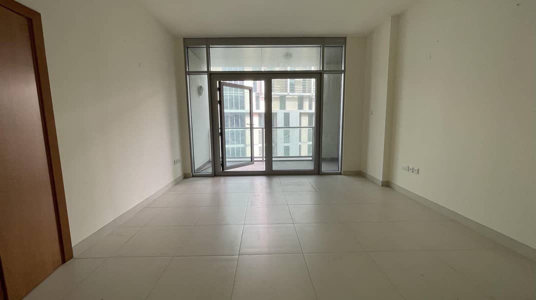 Stunning 1 Bedroom Apartment with Complete Amenities! Stunning 1 Bedroom Apartment with Complete Amenities!